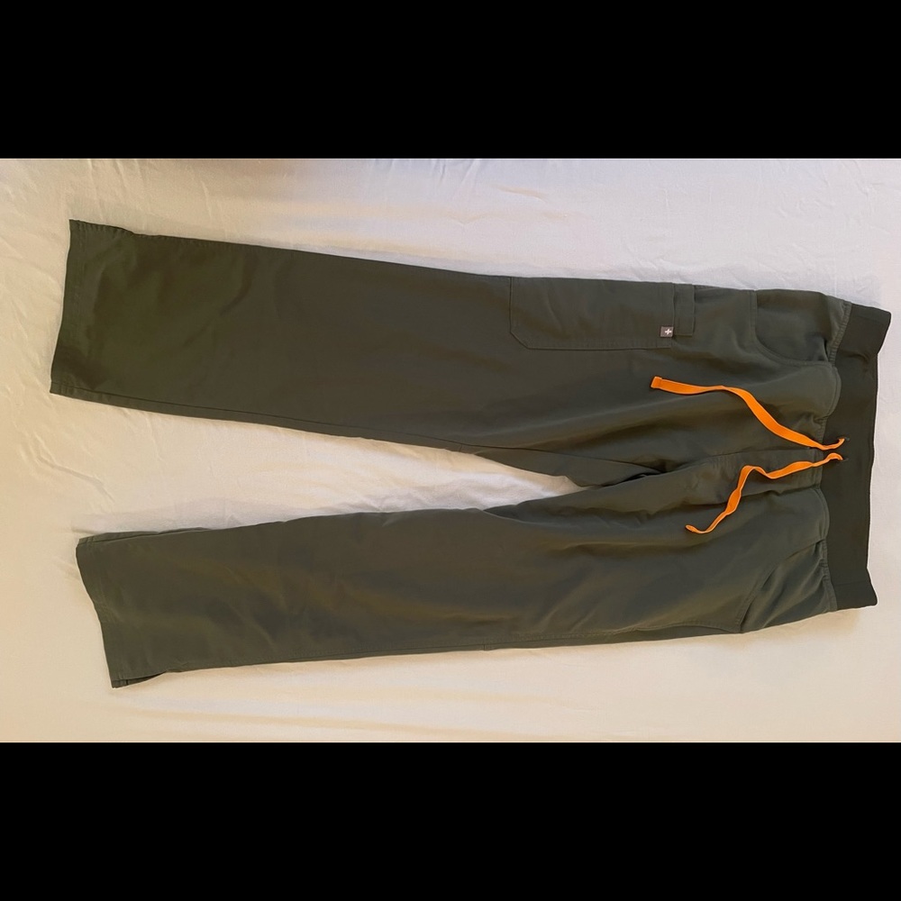 Figs scrub pants